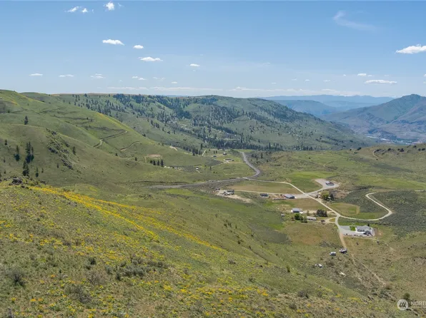 10 Buyas Drive, Orondo, WA 98843