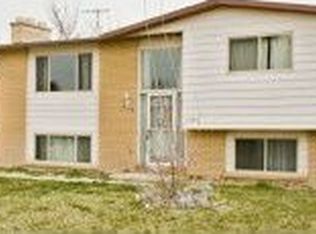 1298 W 2600 N, Clinton, UT 84015
