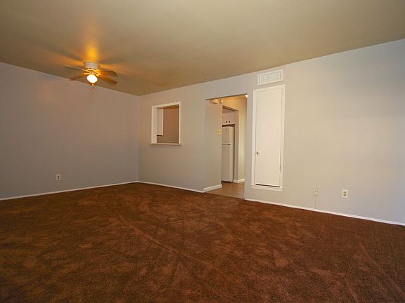 4th image of 113 Andrews APT 101
