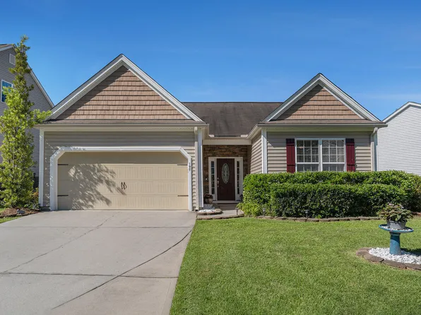 197 Cypress Forest Dr, Moncks Corner, SC 29461