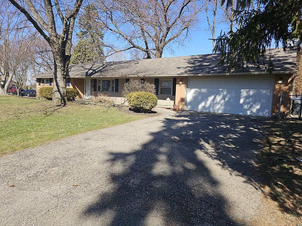 1st image of 263 Blackstone Dr
