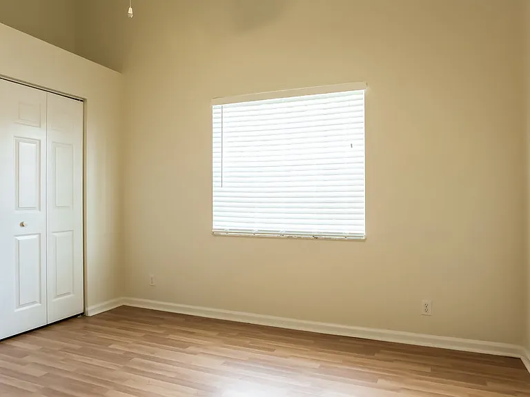 1200 Columbine Pl — Photo 13