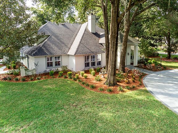 3rd image of 1837 Shoal Creek Cir