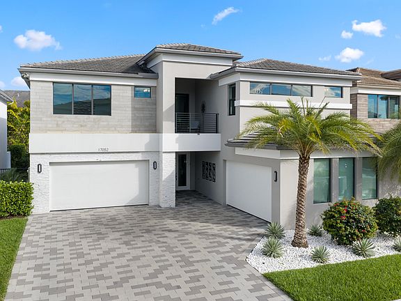 2nd image of 17052 Rainbow Falls Trail