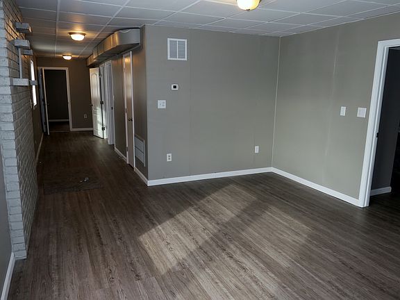 4th image of 121 N 21st St