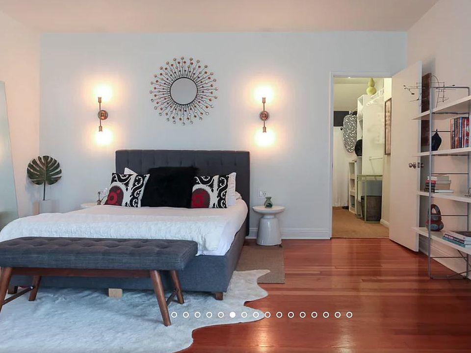 Queen Bed w/ memory foam mattress