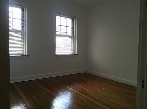 2nd image of 18 Baltimore St #2