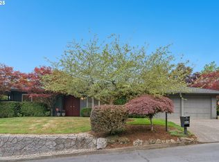 7398 SW Eastmoor Ter, Portland, OR 97225
