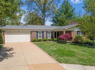 4789 Stanhope Dr, Saint Louis, MO 63128