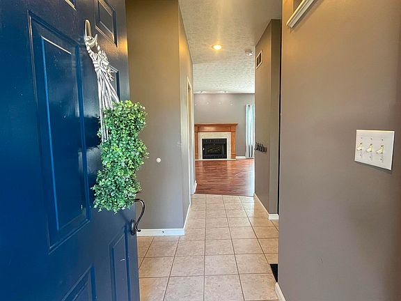 5th image of 3204 Tiffany Ct