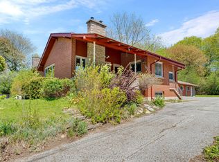215 Yonge St, Kingston, ON K7M 1G2
