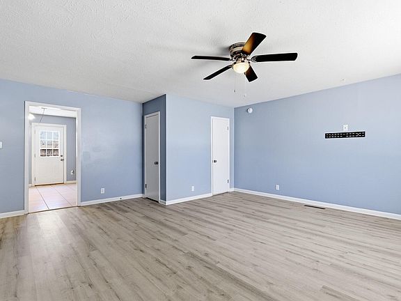 5th image of 1104 S Bruce Avenue
