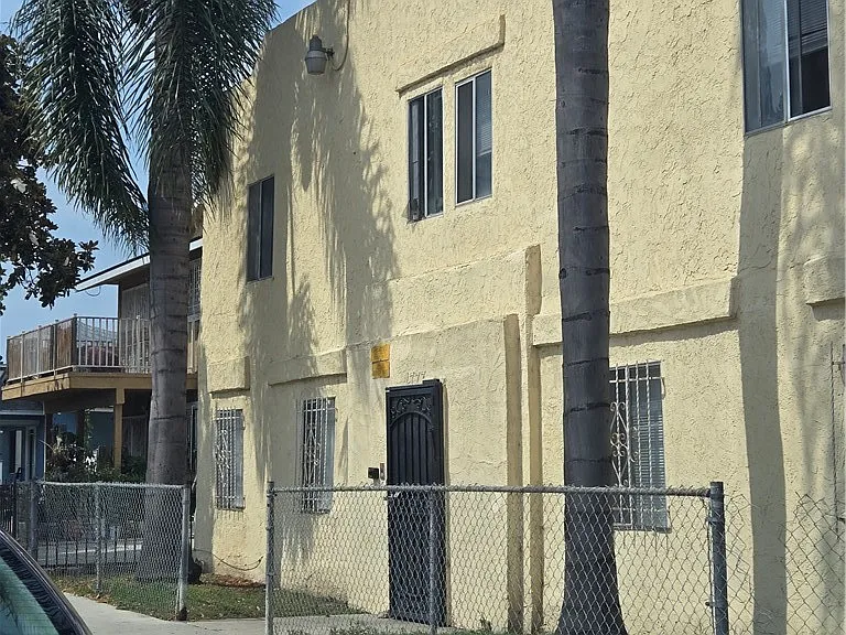 1777 Cerritos Ave #3 — Photo 1