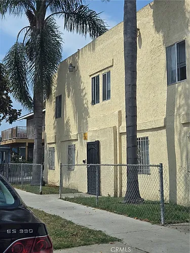 1777 Cerritos Ave #3 Photo 1