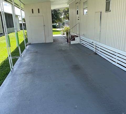2nd image of 1051 Mango Dr