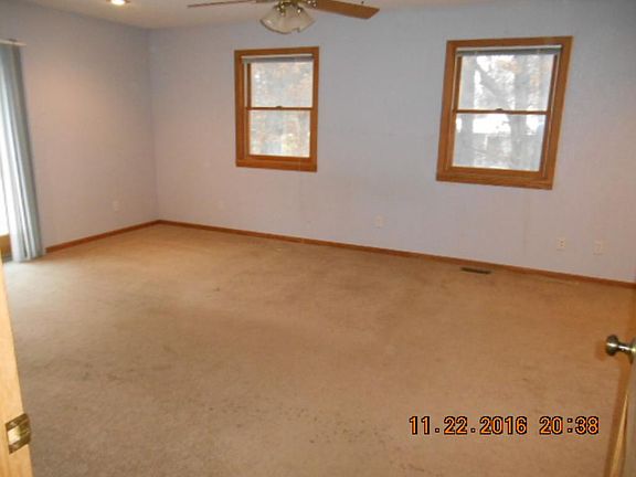 4th image of 1170 Anderson Ln