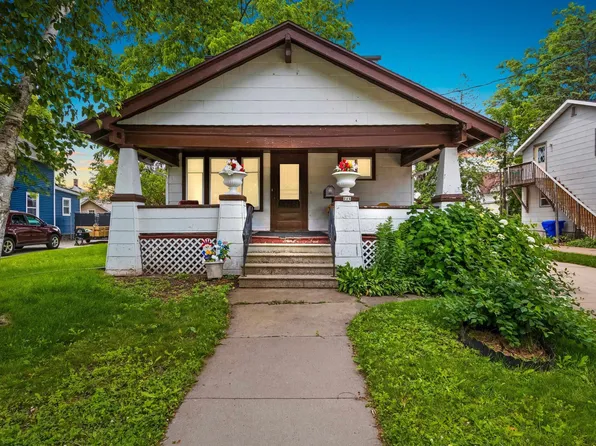 215 N State St, Appleton, WI 54911