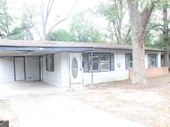 2452 Thrasher Ave, Macon, GA 31206
