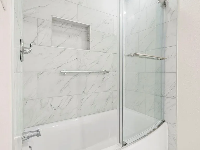4023 Breakwood Dr — Photo 34