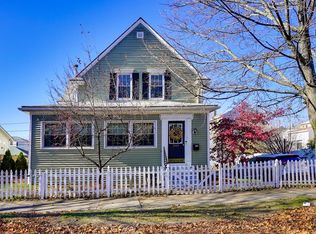 242 Fairmont Ave, Worcester, MA 01604