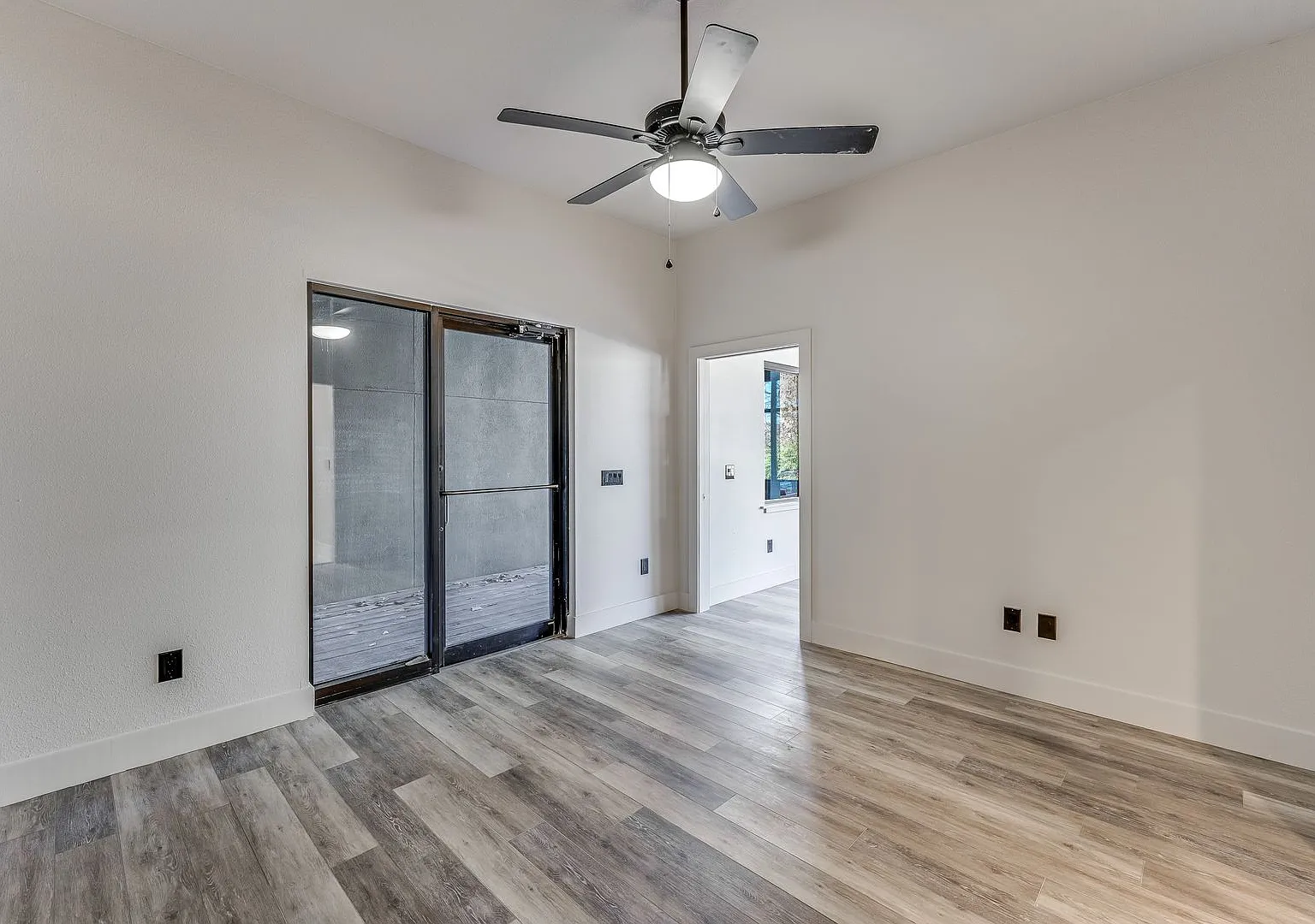 Dabs Properties LLC - 1723 N Chestnut Ave — Photo 4