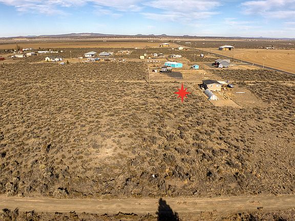 4th image of Lark St