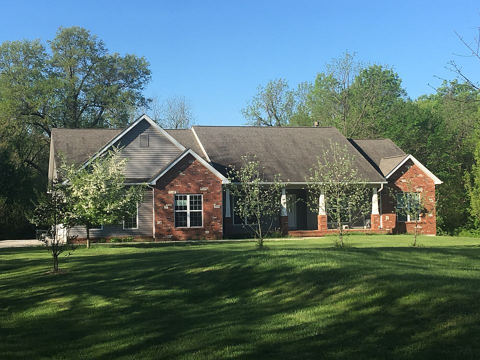 1st image of 156 Saint Clair Dr