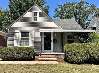 20414 Orchard Grove Ave, Rocky River, OH 44116