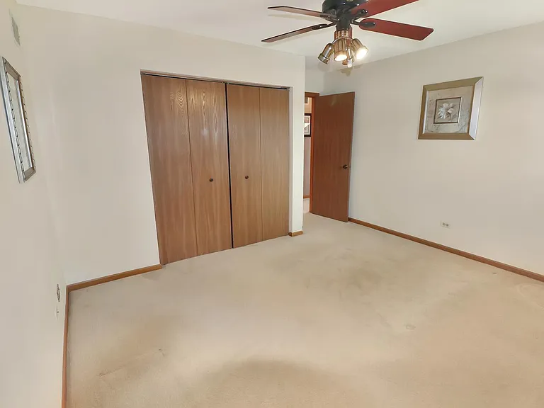 9236 Whitehall Ln — Photo 17