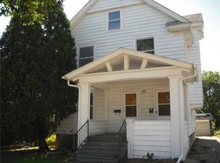 1109 1st Ave SW, Cedar Rapids, IA 52404