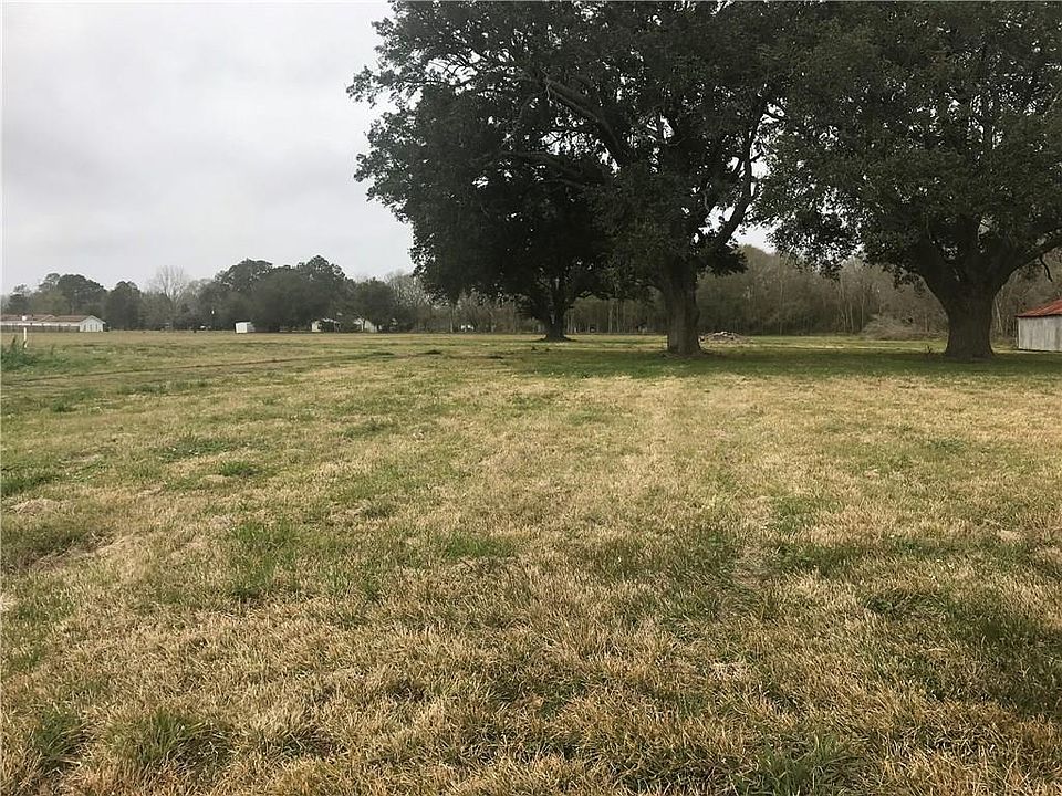 2nd image of 5846 Tom Hebert Rd