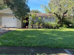 5216 LANDSMAN AVENUE, TAMPA, FL 33625