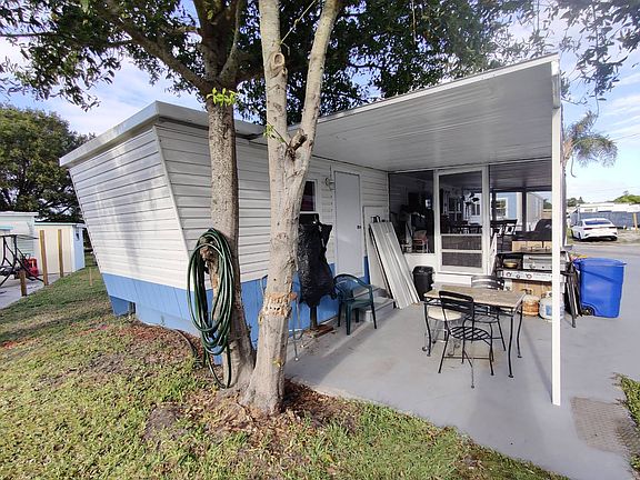 5th image of 4000 24th St N Lot 308