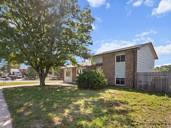 2nd image of 161 Rio Verde Cir