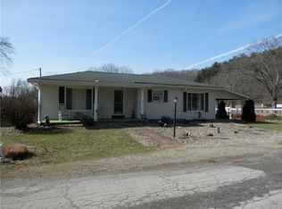 103 Stahl St, Jewett, OH 43986