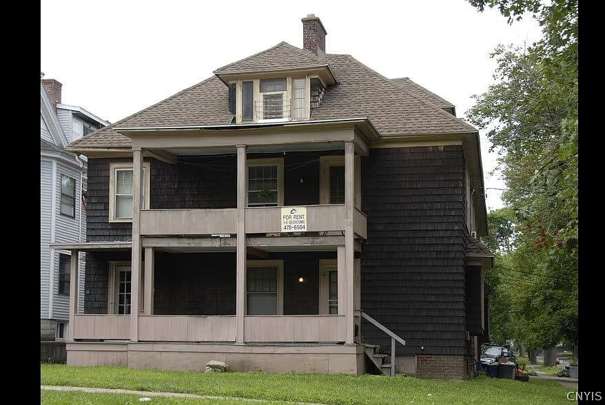 1st image of 700 Westcott St