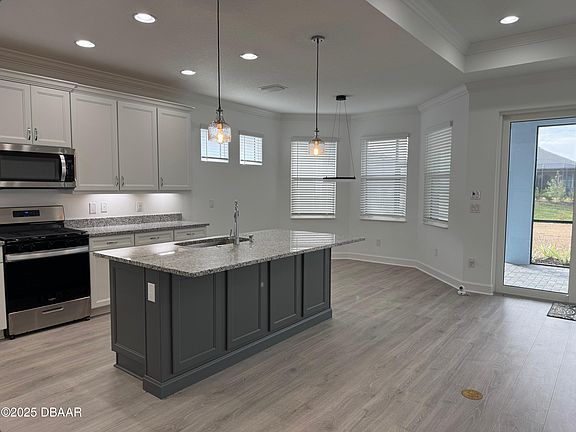 2nd image of 191 Gypsy Palace Ln
