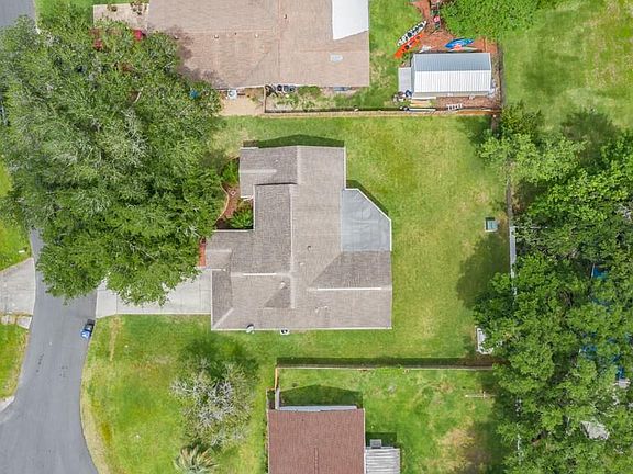 2nd image of 23330 Orleans Pl