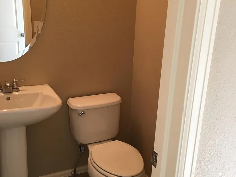 1655 Merton Ct — Photo 5