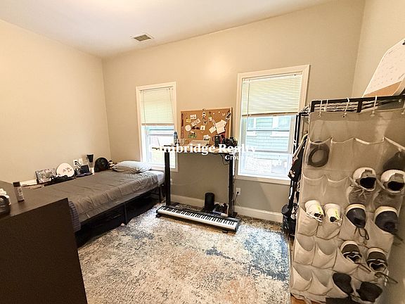 5th image of 17 Imrie Rd #1T
