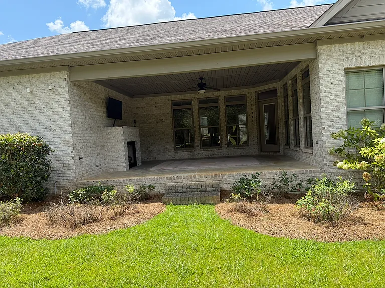 Outdoor covered porch