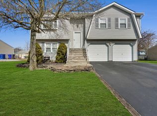 112 Marilyn Dr, Brick, NJ 08723