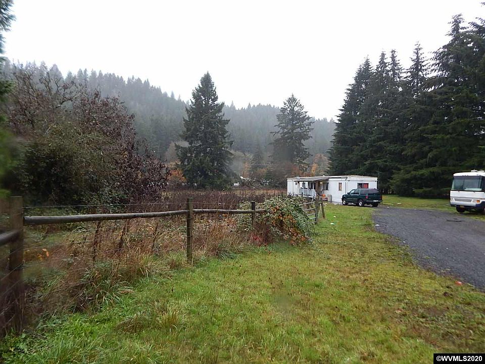 2nd image of 20339 Ferry Rd SE