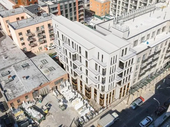 26-24 3rd Street, Long Island City, NY 11102