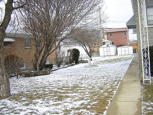 2nd image of 6240-42 W Foster Ave