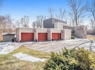 6494 W Cimarron Trl, Flint, MI 48532