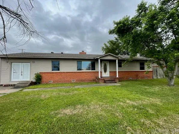 1901 S Buerkle St, Stuttgart, AR 72160