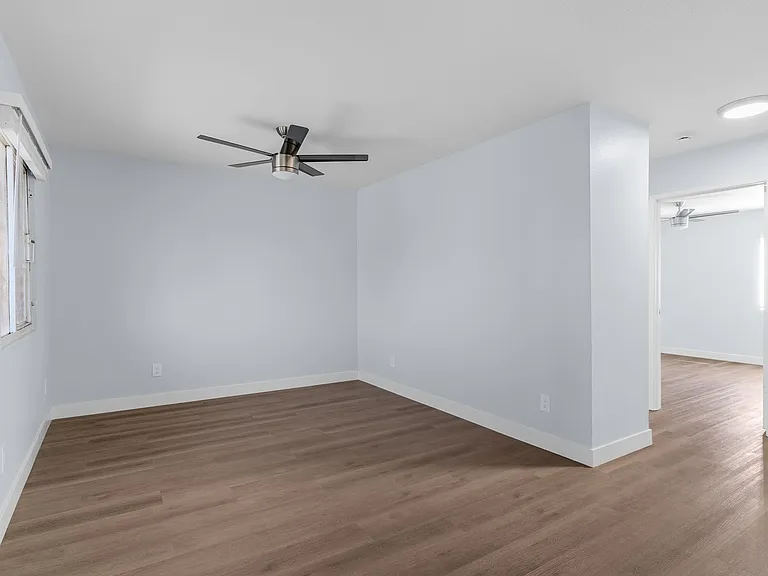 273 South Bonnie Brae — Photo 4