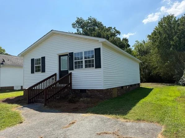 209 Moon St, Thomasville, NC 27360