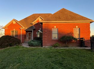 2416 Greenville Rd, Dry Ridge, KY 41035